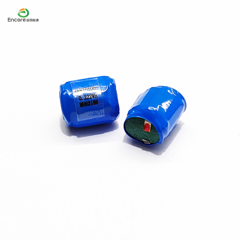 Small Cylindrical 10100 Lipo Battery
