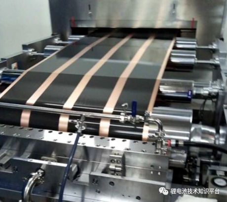 The causes and solutions of ceramic bubbles and poor overlap in the electrode ears of lithium battery coating machines